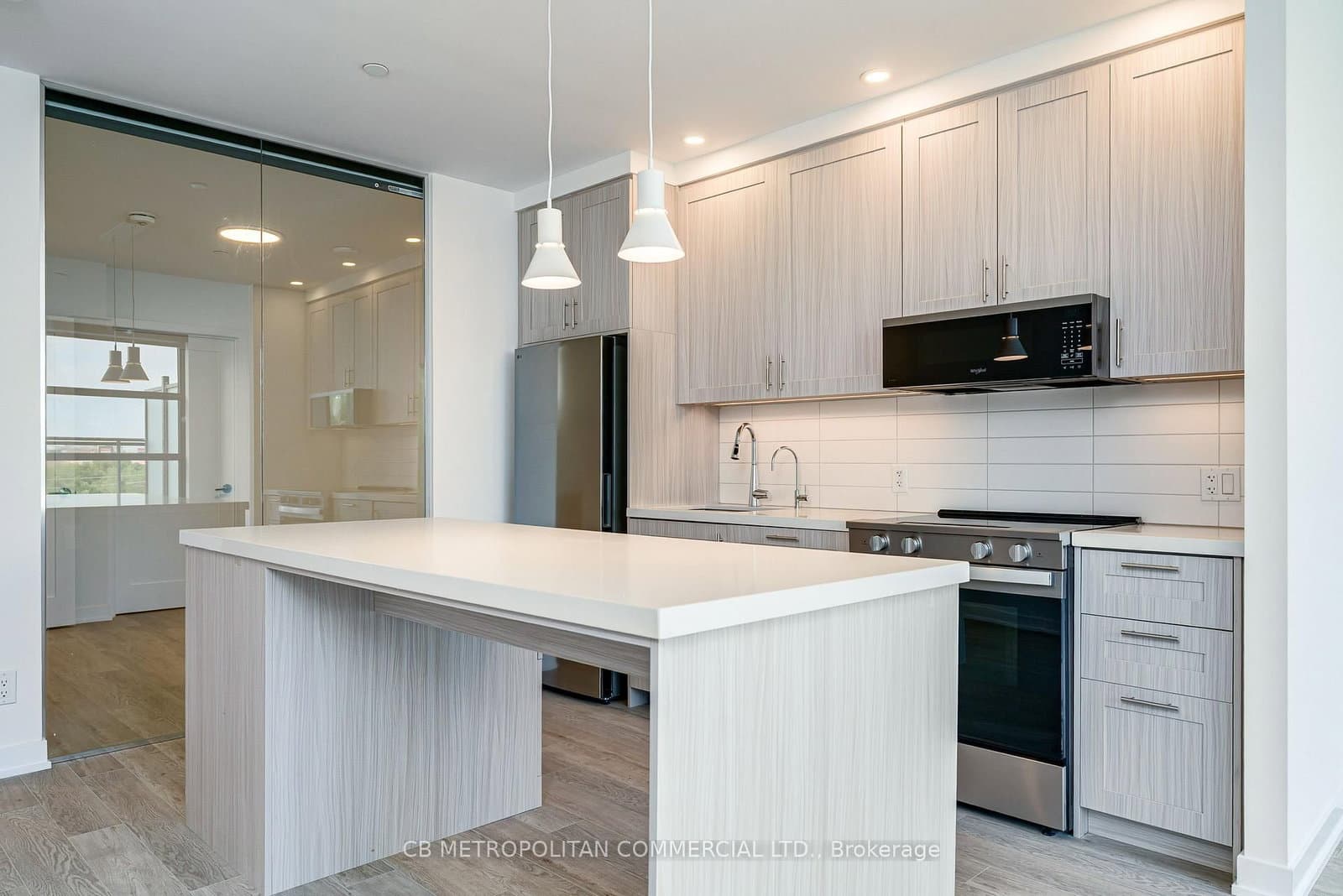 2946 Dundas Street West Street W, Unit 409 thumbnail 7