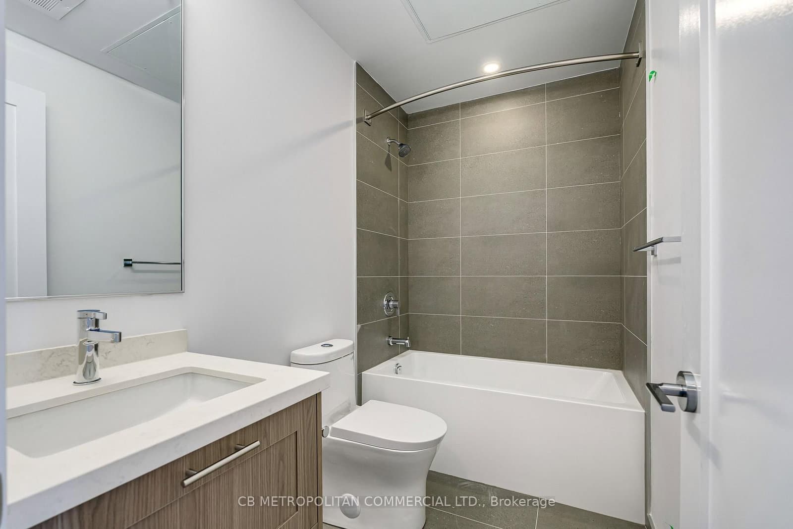 2946 Dundas Street West Street W, Unit 510 thumbnail 10