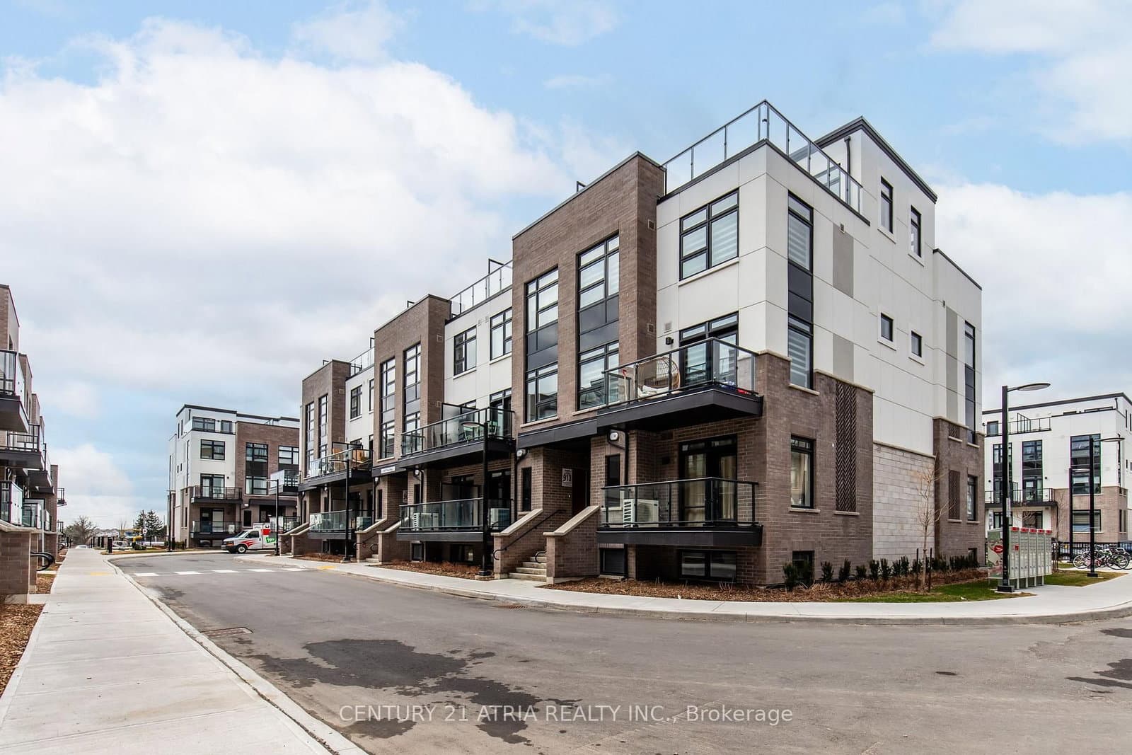 1597 Rose Way, Unit 112 thumbnail 3