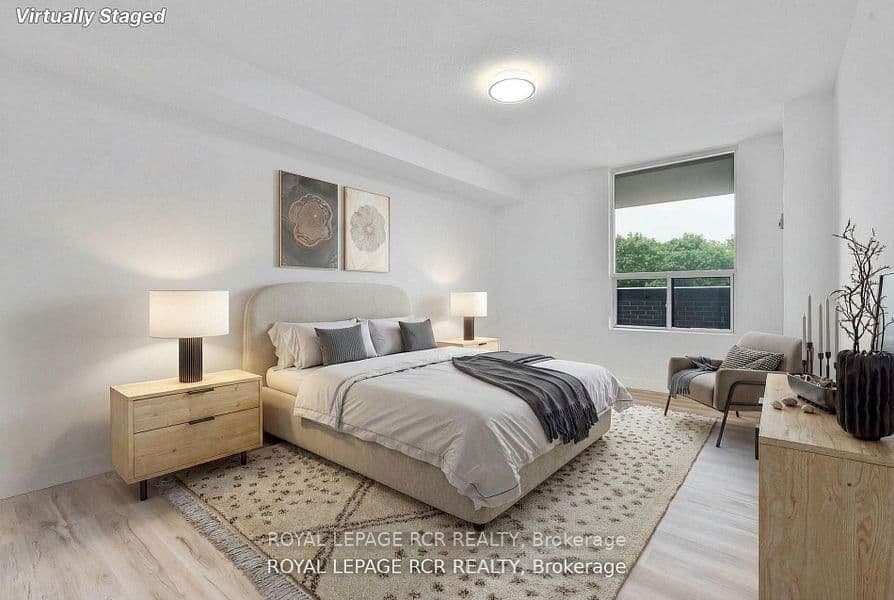 1535 Lakeshore Road E, Unit 205 thumbnail 11