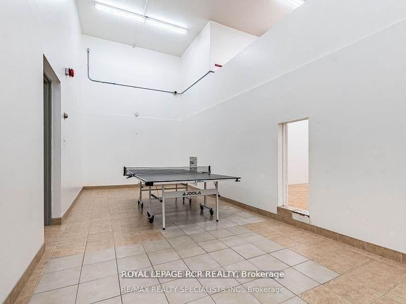 1535 Lakeshore Road E, Unit 205 thumbnail 30