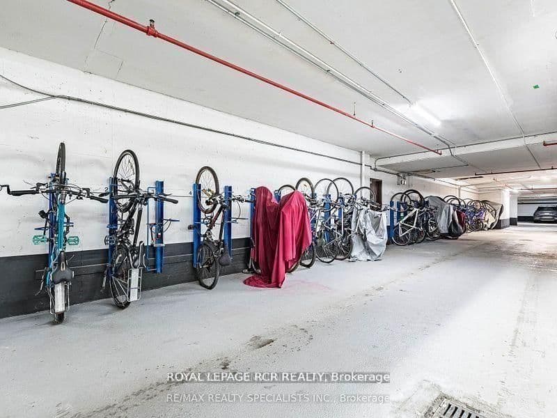 1535 Lakeshore Road E, Unit 205 thumbnail 31