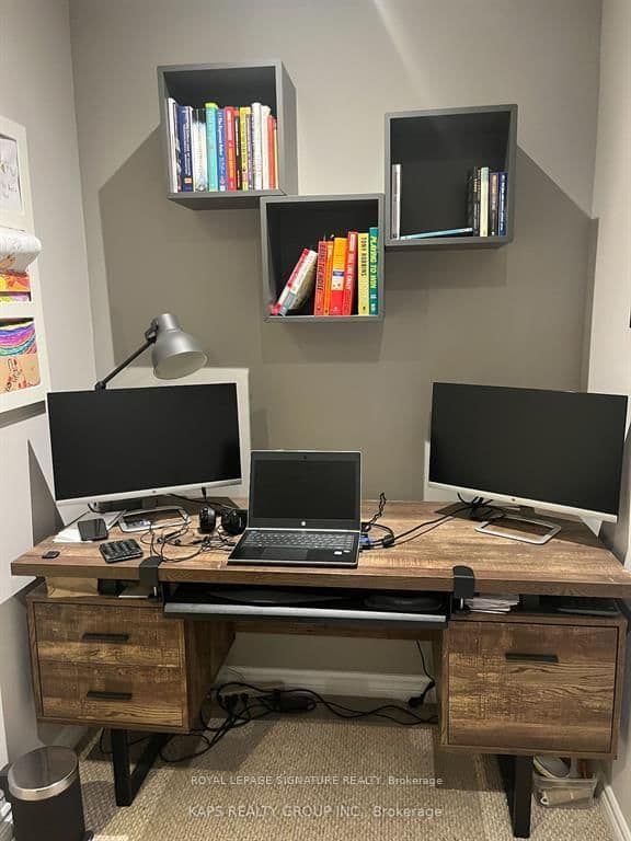 165 Hampshire Way, Unit 64 thumbnail 8