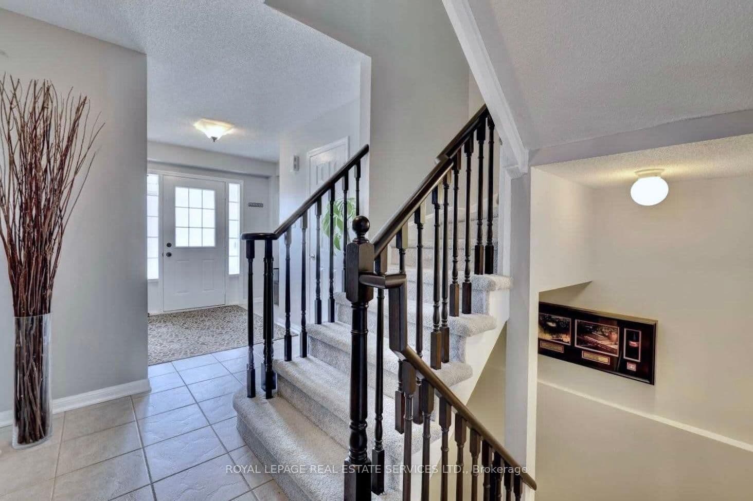 1148 Bonin Crescent thumbnail 5
