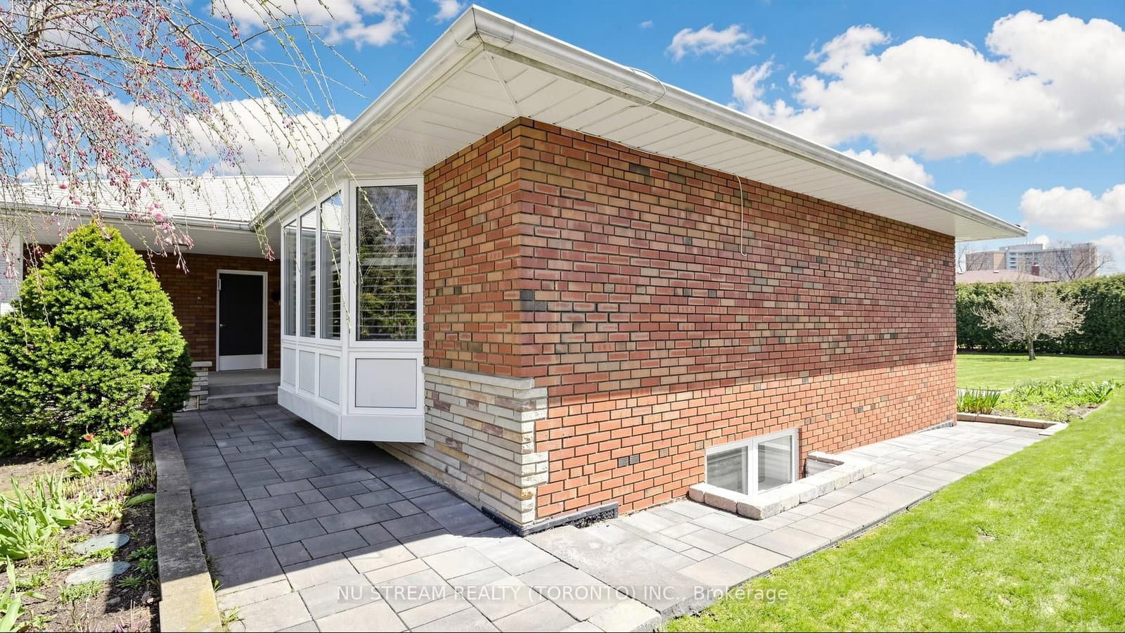 55 Sunvale Drive thumbnail 47
