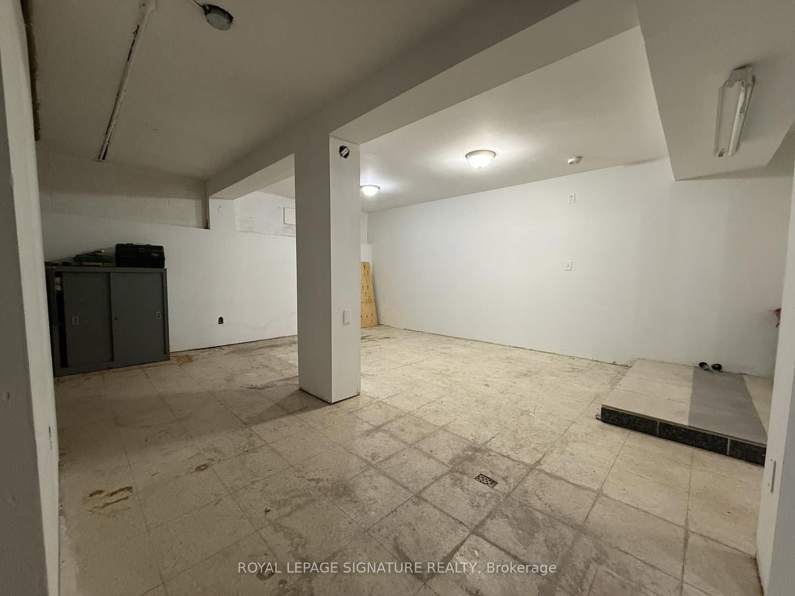1195 Lakeshore Road E thumbnail 17