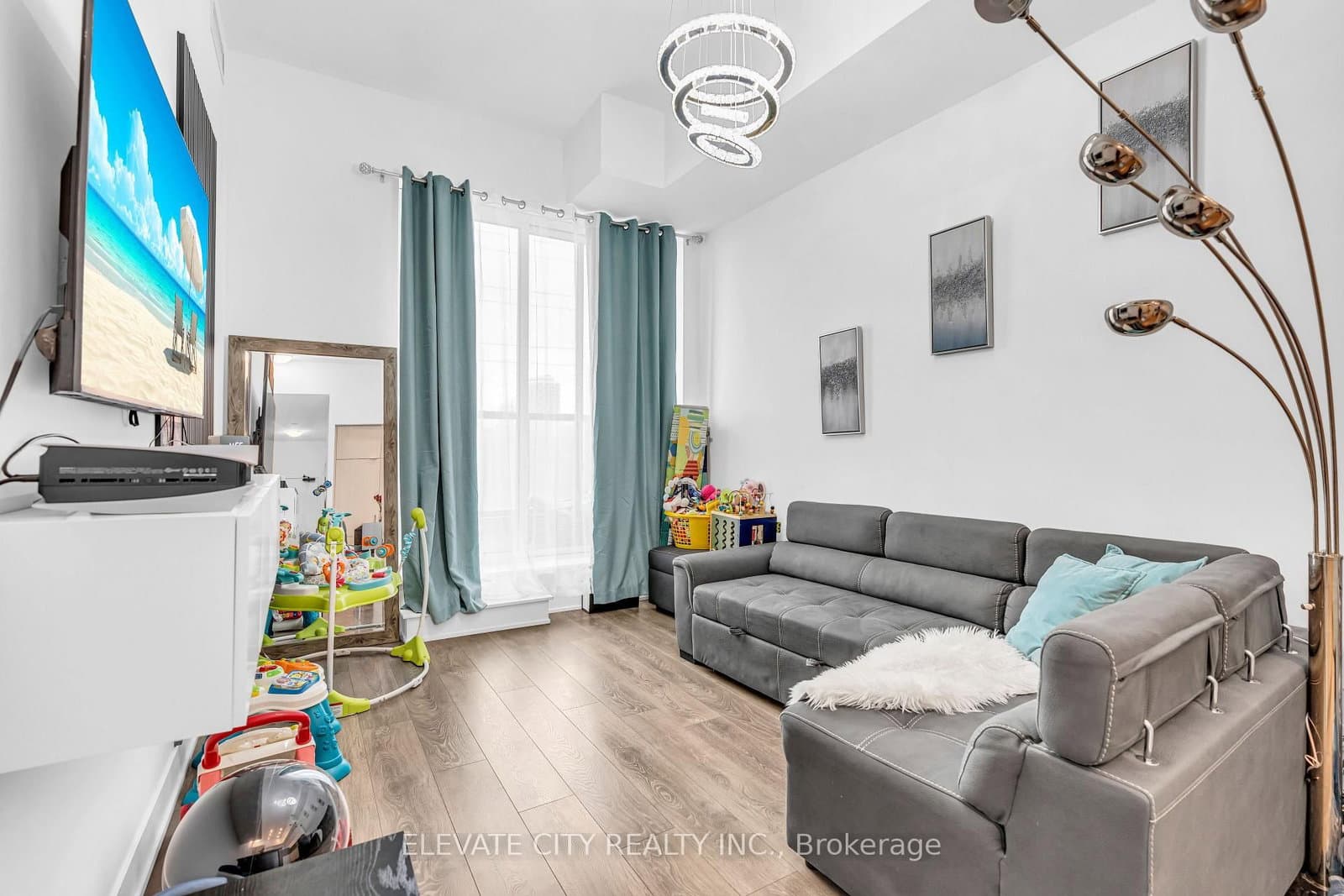 2489 Taunton Road, Unit 219 thumbnail 10