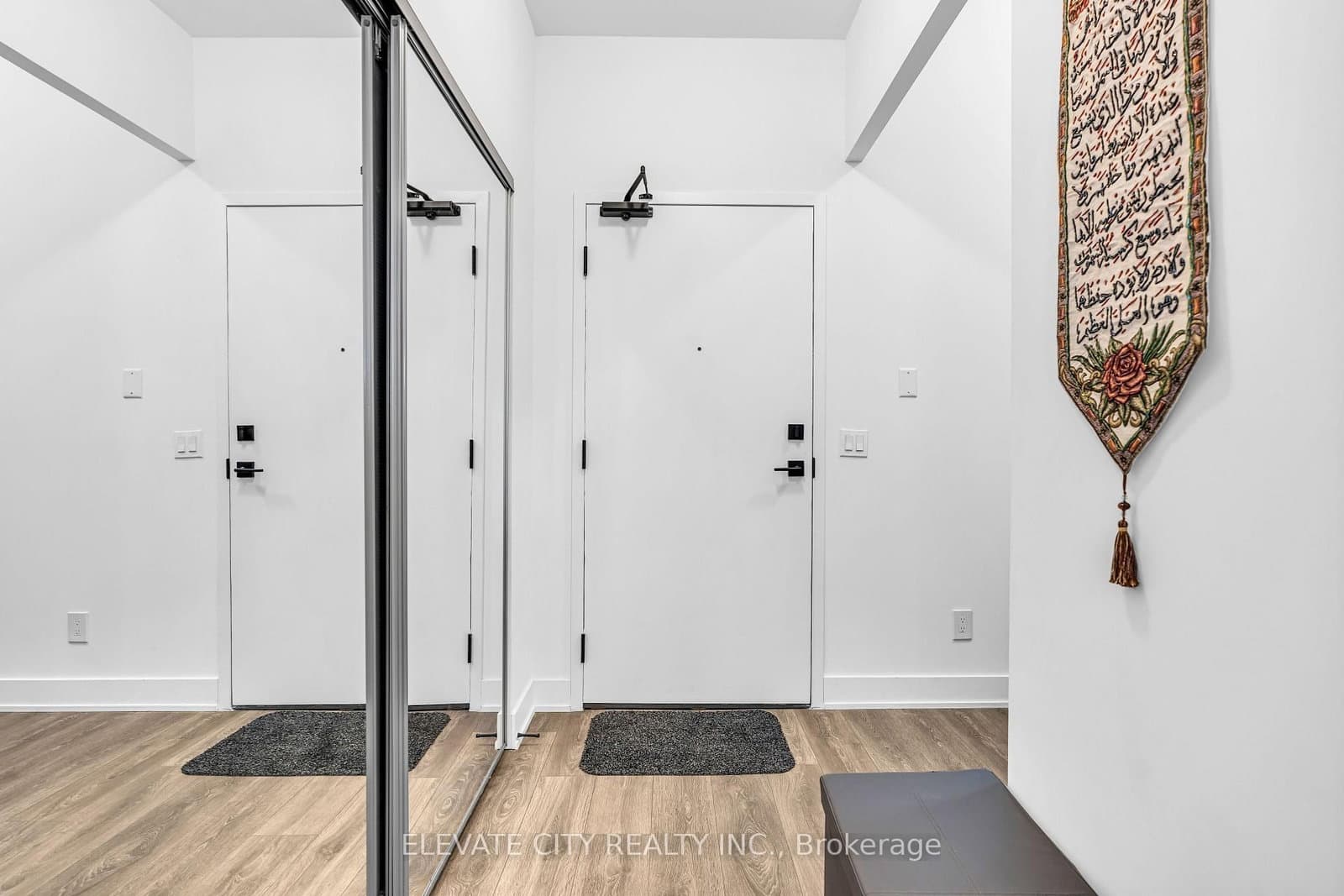 2489 Taunton Road, Unit 219 thumbnail 2