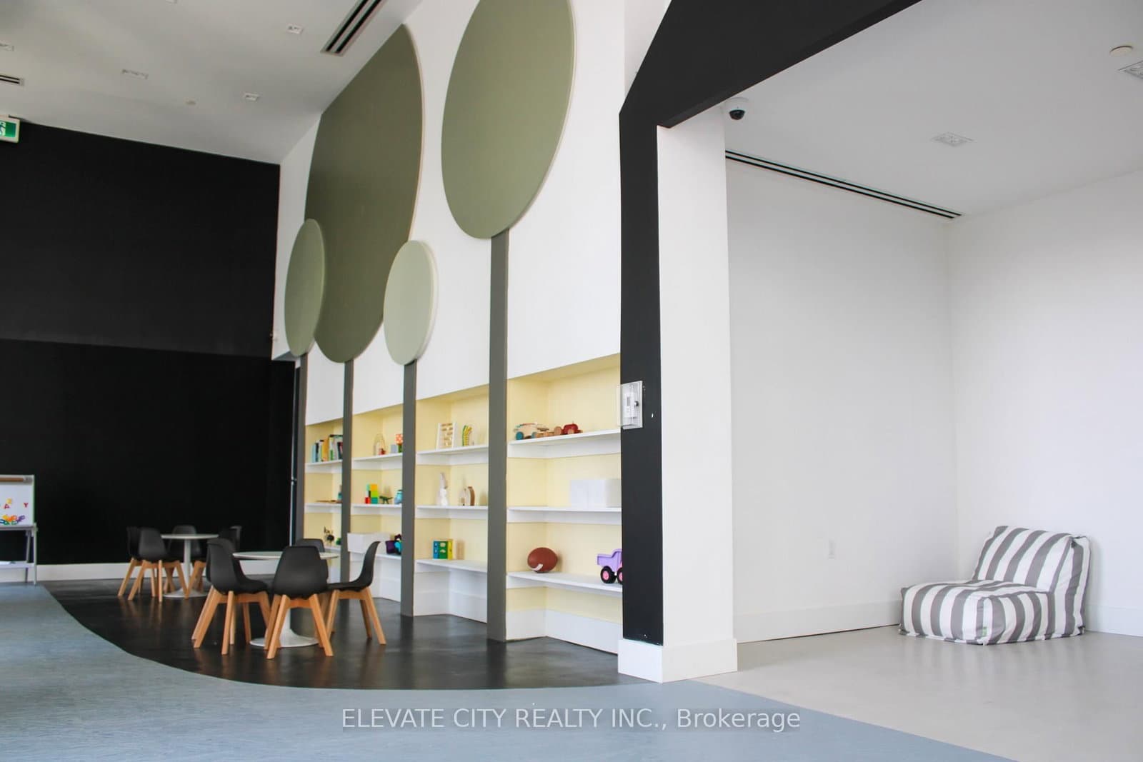 2489 Taunton Road, Unit 219 thumbnail 40