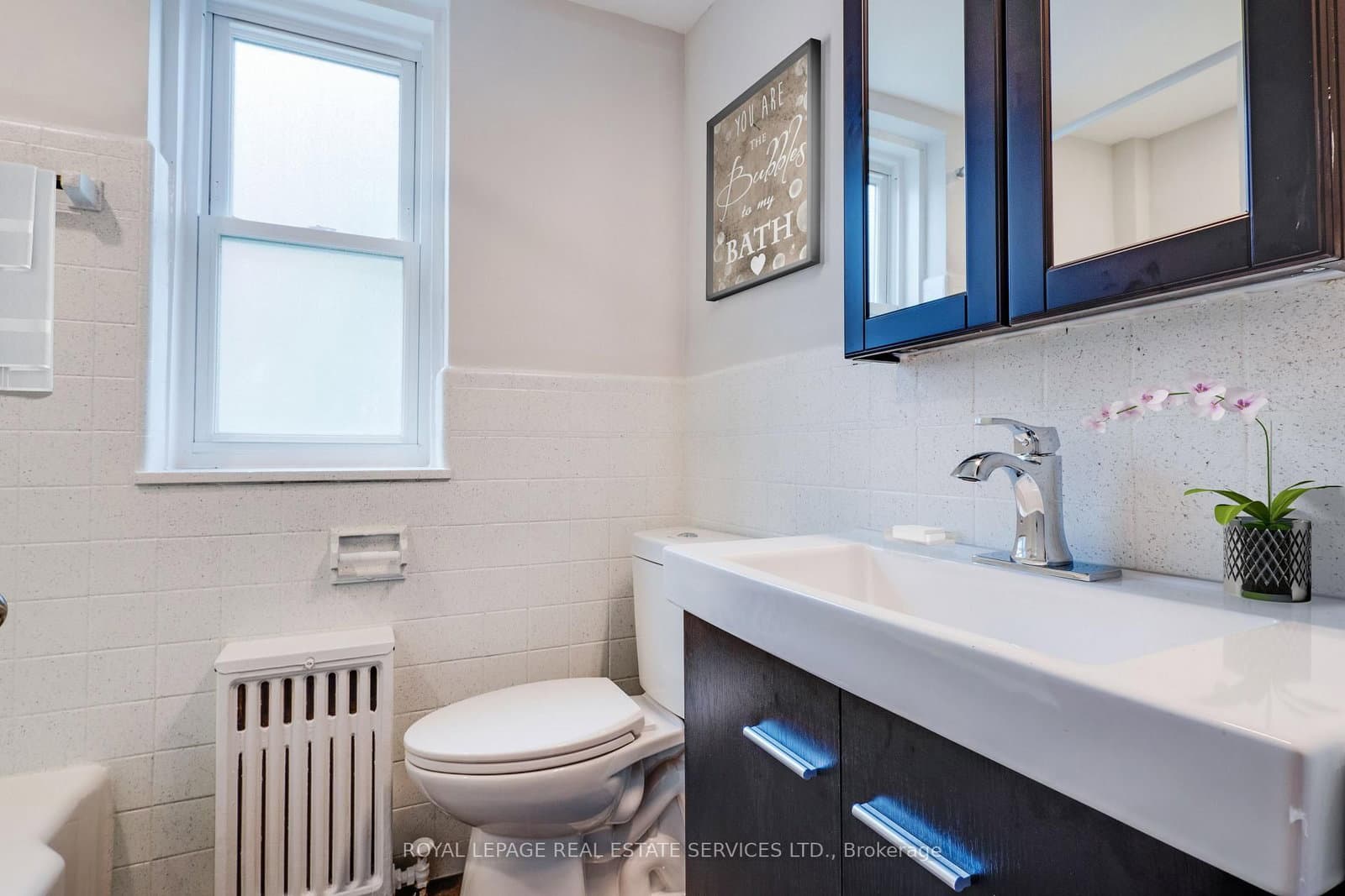 18 Anglesey Boulevard, Unit 102 thumbnail 4