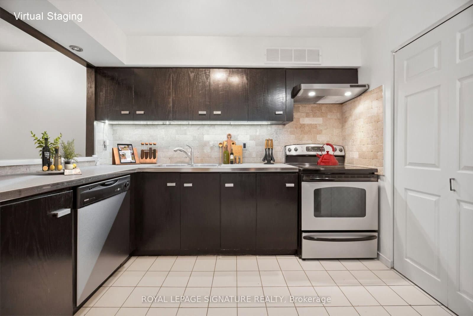 1485 Lakeshore Road E, Unit 411 thumbnail 13
