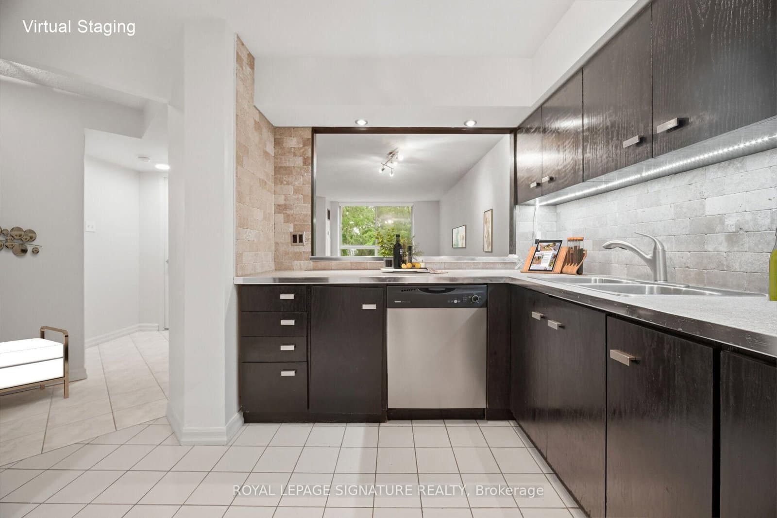 1485 Lakeshore Road E, Unit 411 thumbnail 15