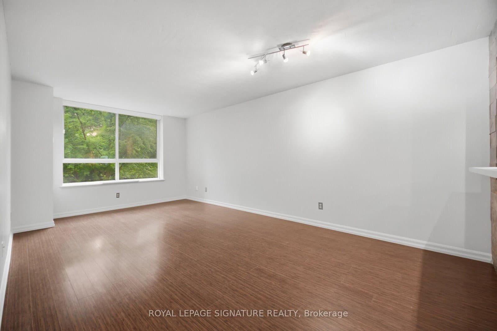 1485 Lakeshore Road E, Unit 411 thumbnail 20