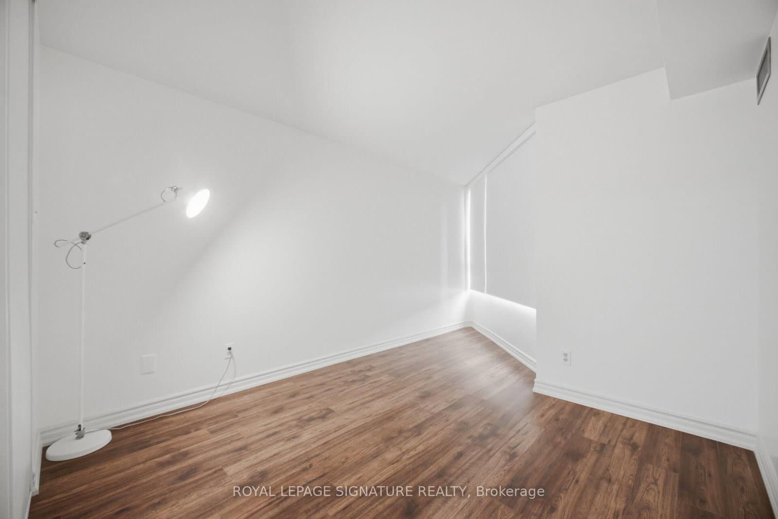 1485 Lakeshore Road E, Unit 411 thumbnail 30
