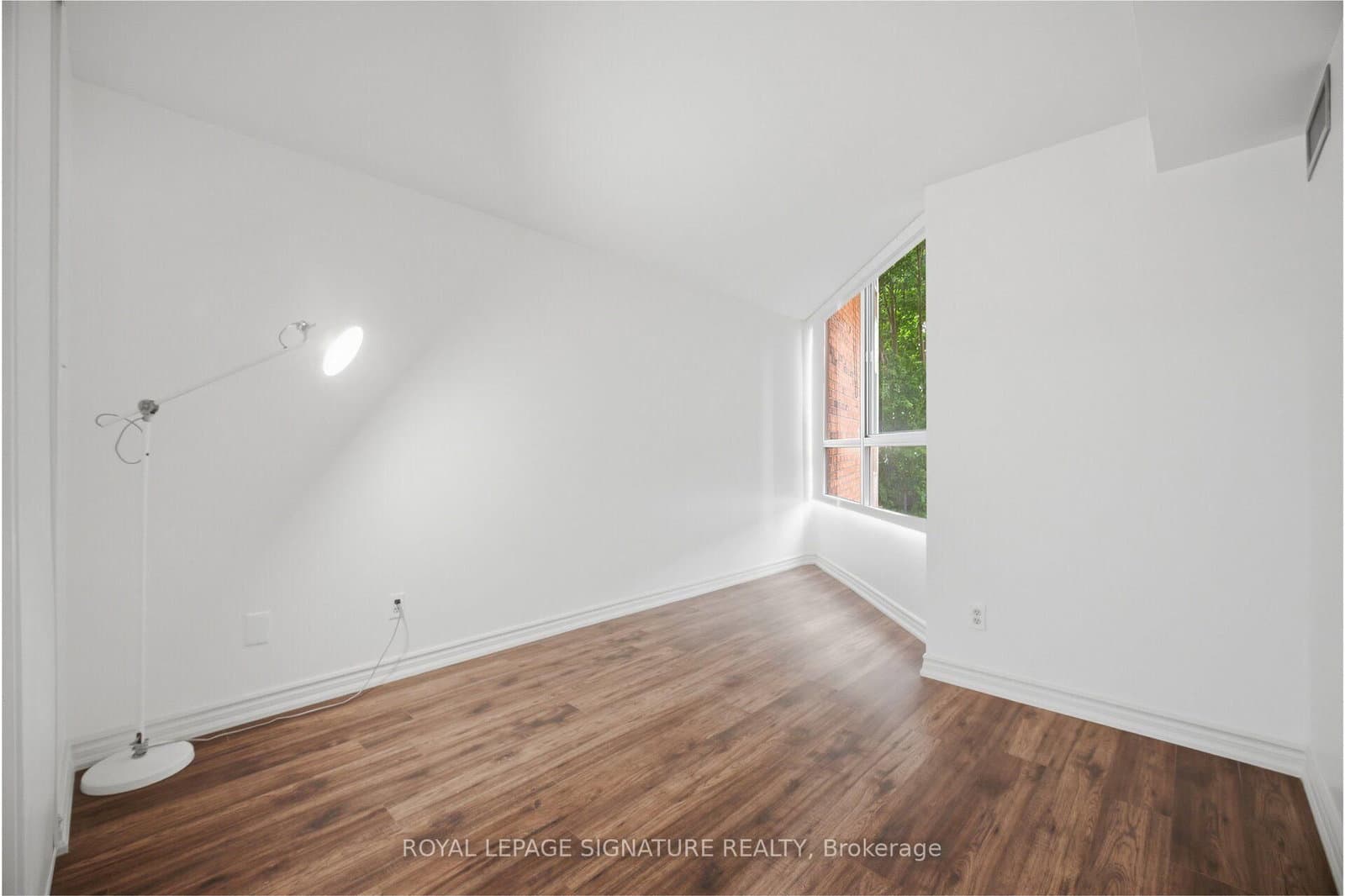 1485 Lakeshore Road E, Unit 411 thumbnail 33