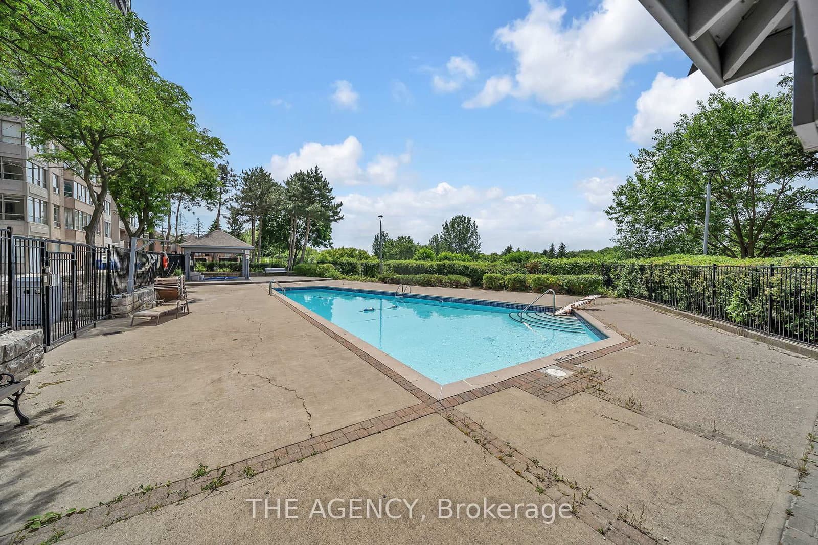 30 Malta Avenue, Unit 505 thumbnail 41