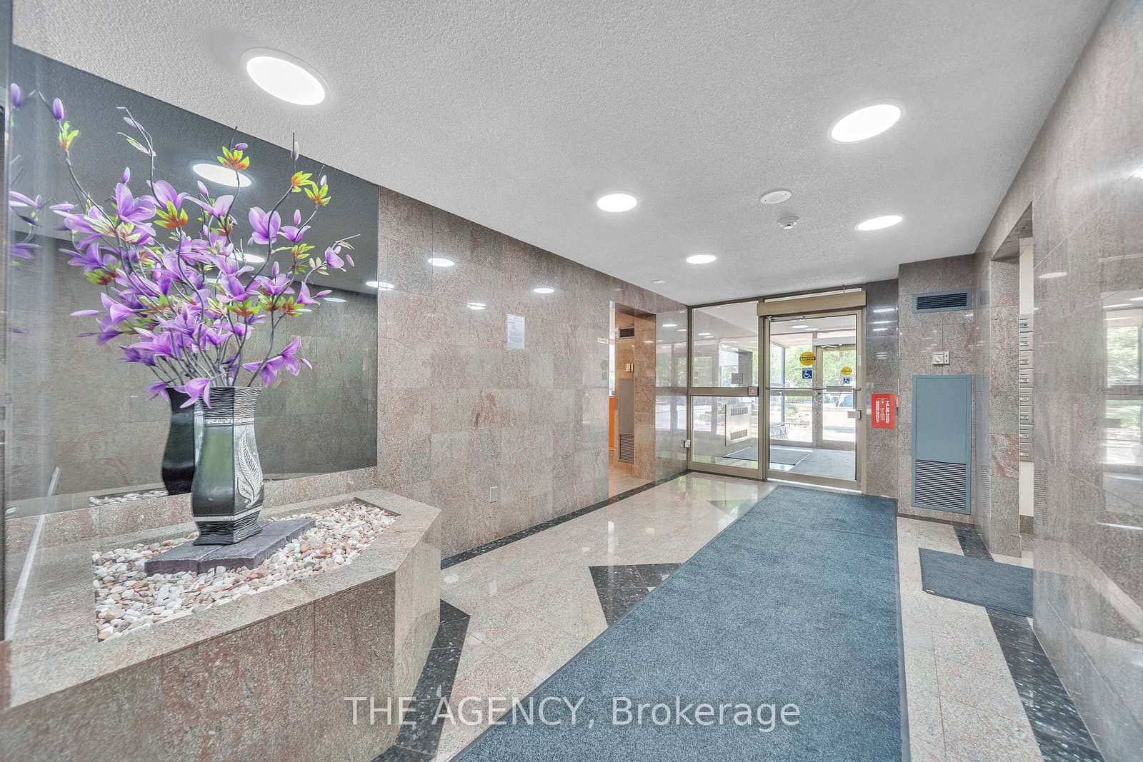 30 Malta Avenue, Unit 505 thumbnail 5