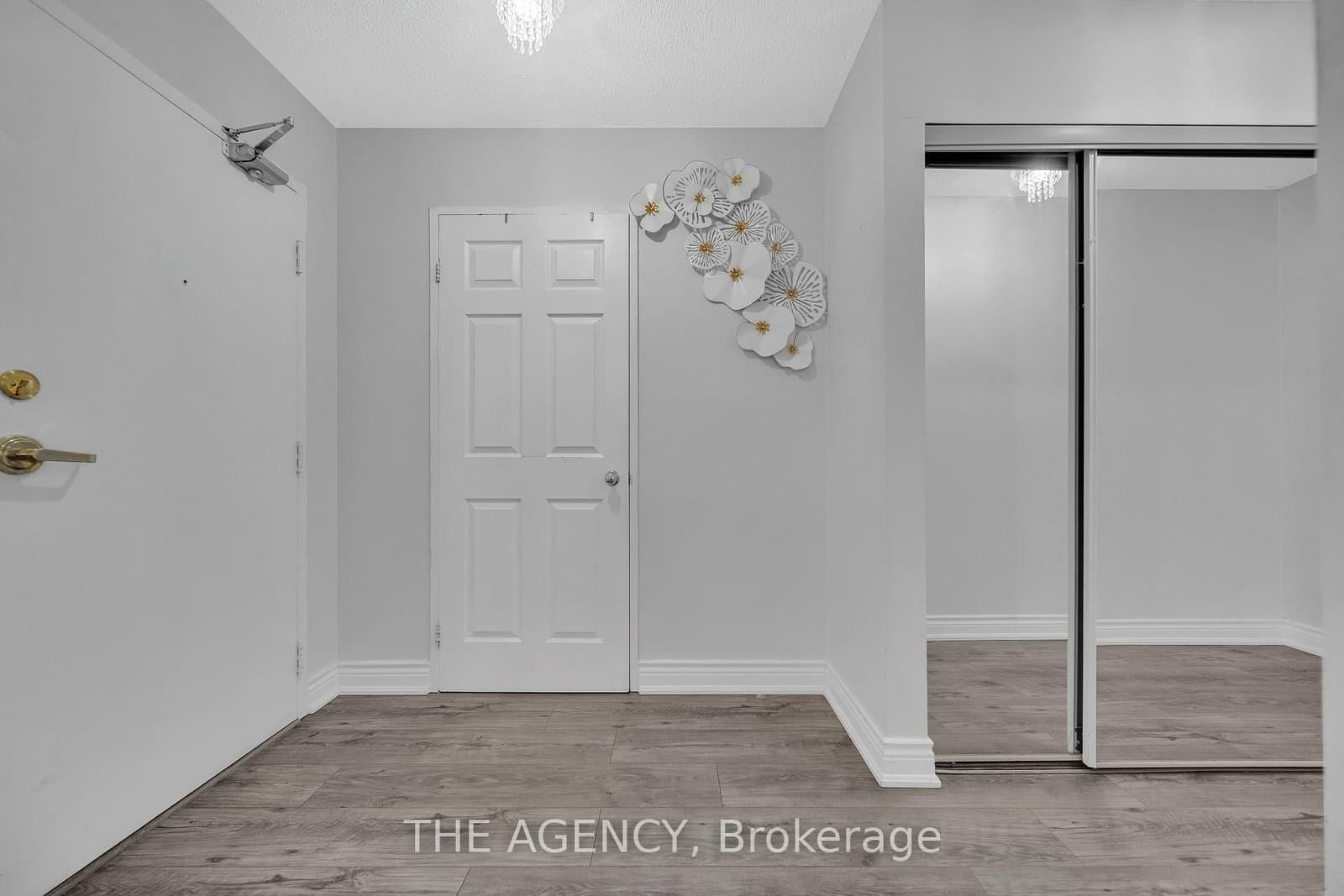 30 Malta Avenue, Unit 505 thumbnail 7