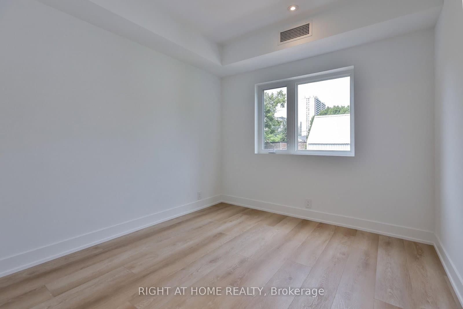 266 Indian Grove, Unit 2 thumbnail 11