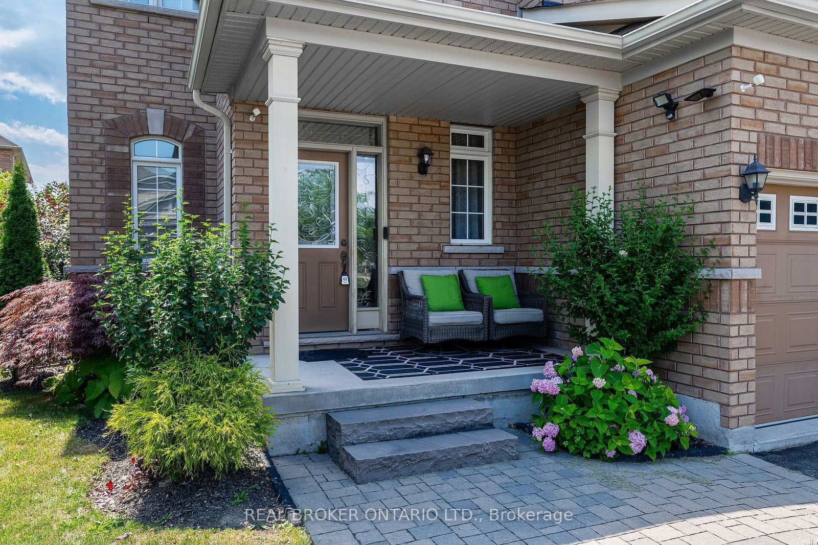 636 Serafini Crescent thumbnail 3
