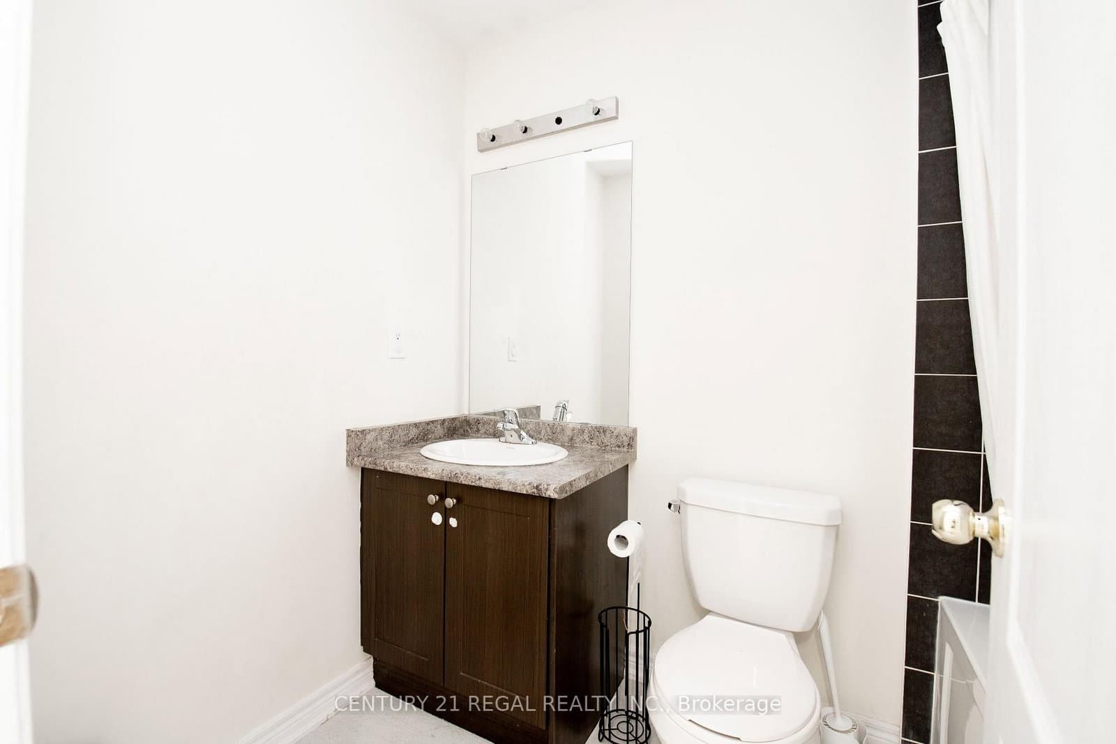 43 Tollgate Street, Unit Upper thumbnail 34