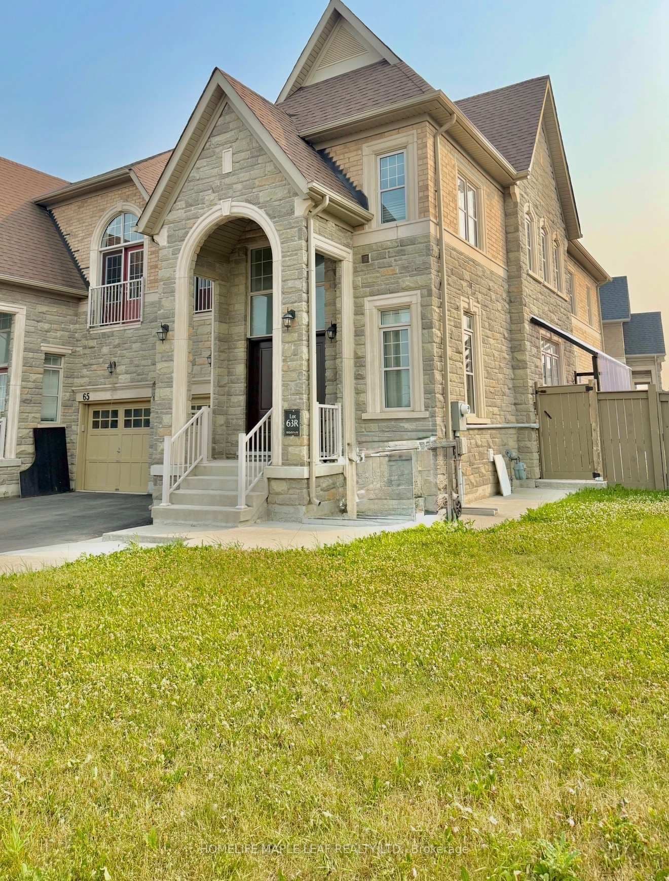 67 Dolobram Trail, Unit Upper - Image 1