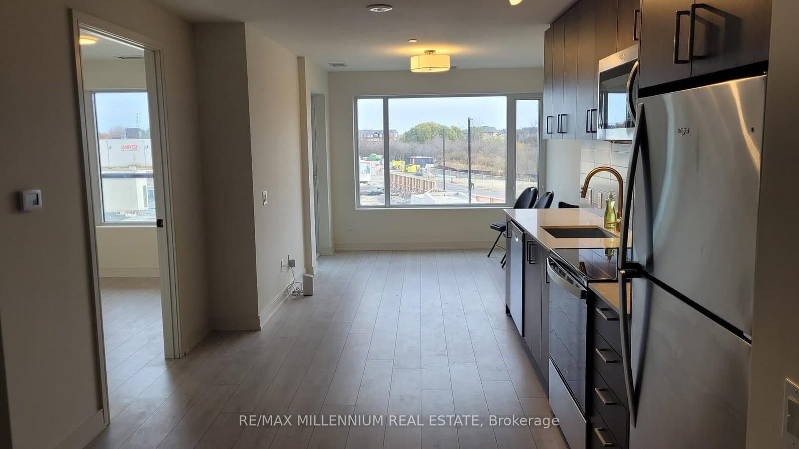 8010 Derry Road, Unit 211 thumbnail 5