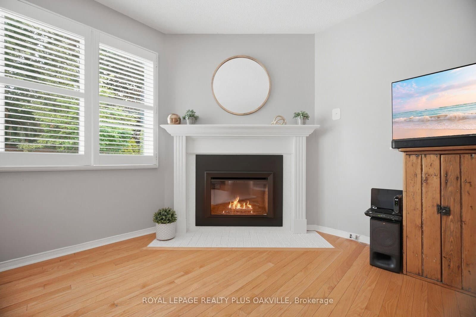 5882 Cornell Crescent thumbnail 20