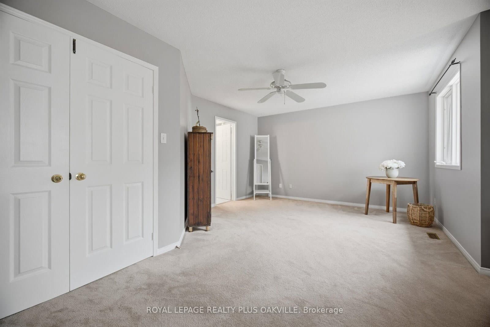 5882 Cornell Crescent thumbnail 25