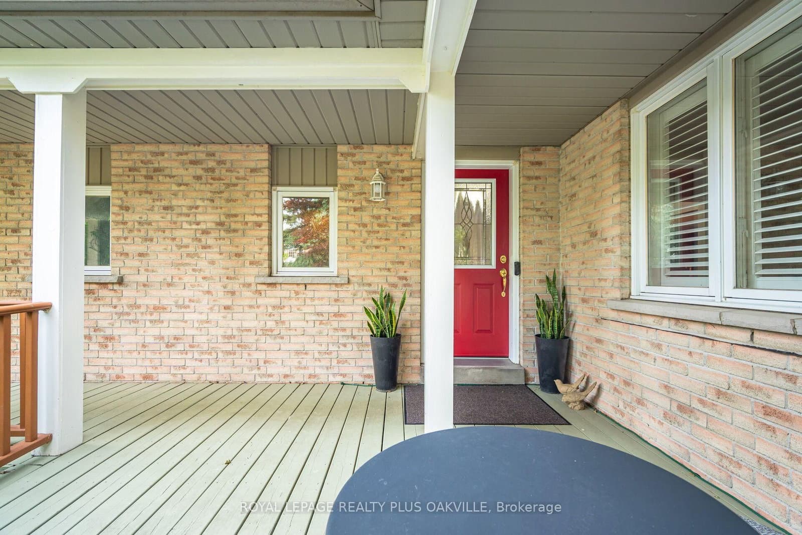 5882 Cornell Crescent thumbnail 3