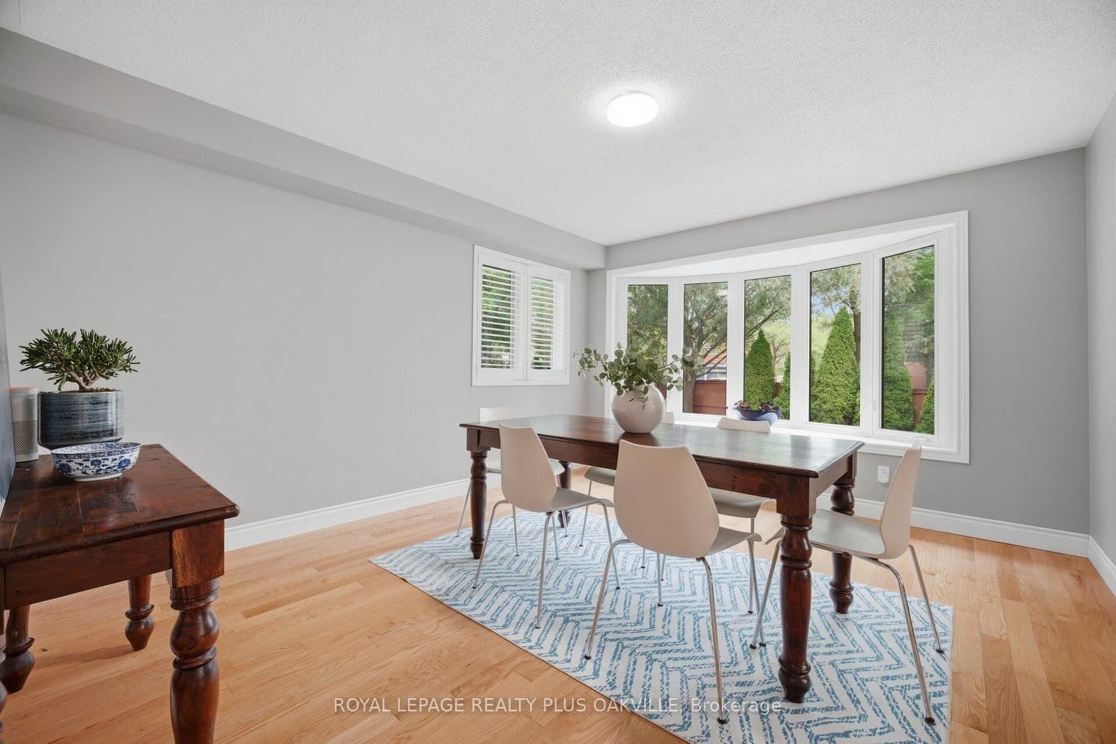 5882 Cornell Crescent thumbnail 9
