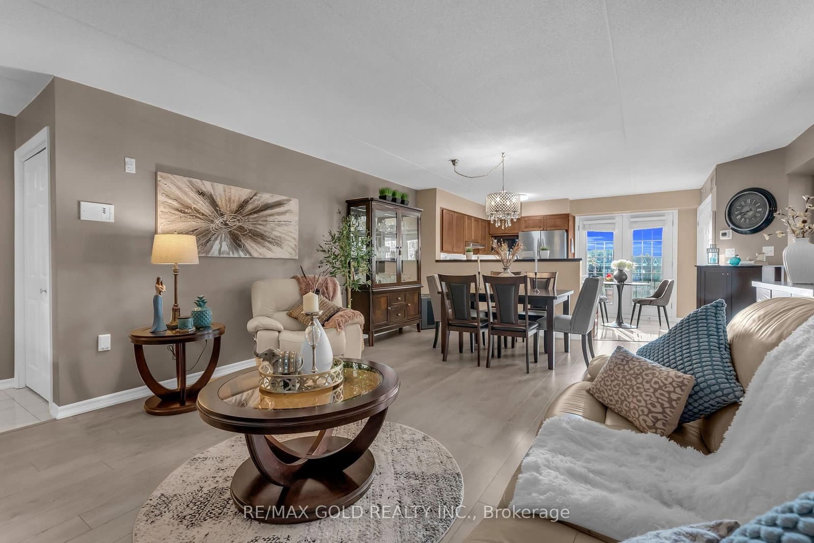 1380 Main Street E, Unit 210 thumbnail 16