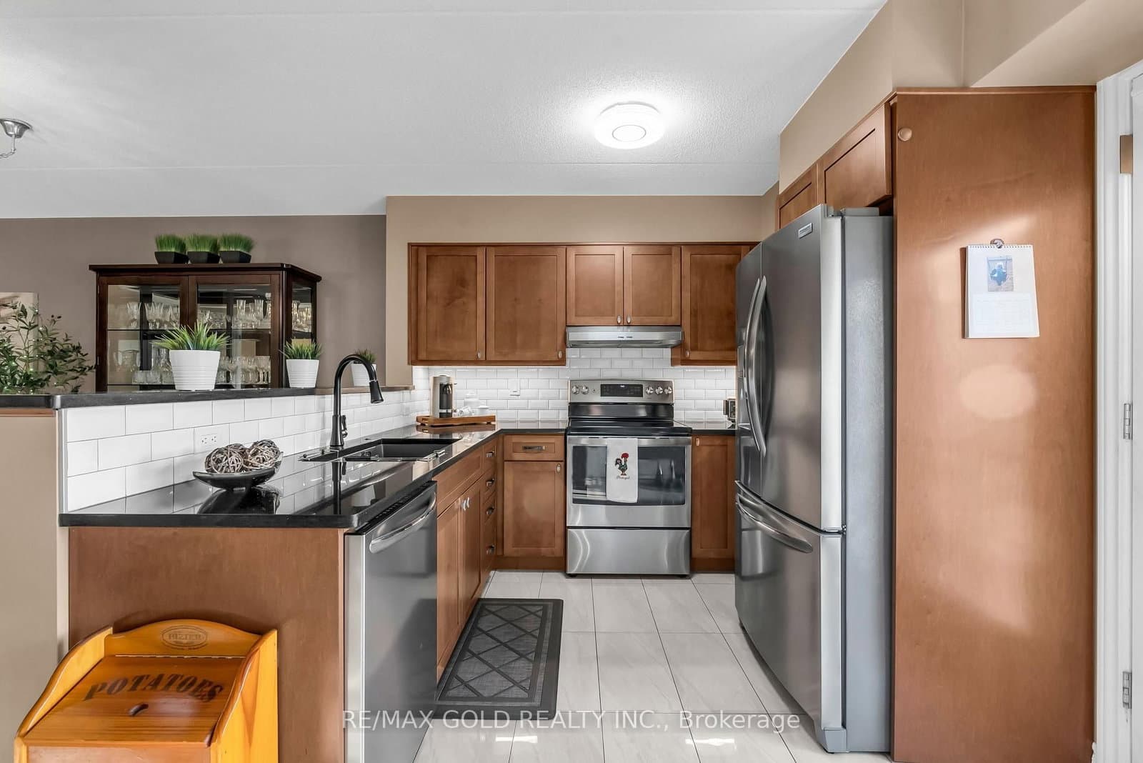 1380 Main Street E, Unit 210 thumbnail 23