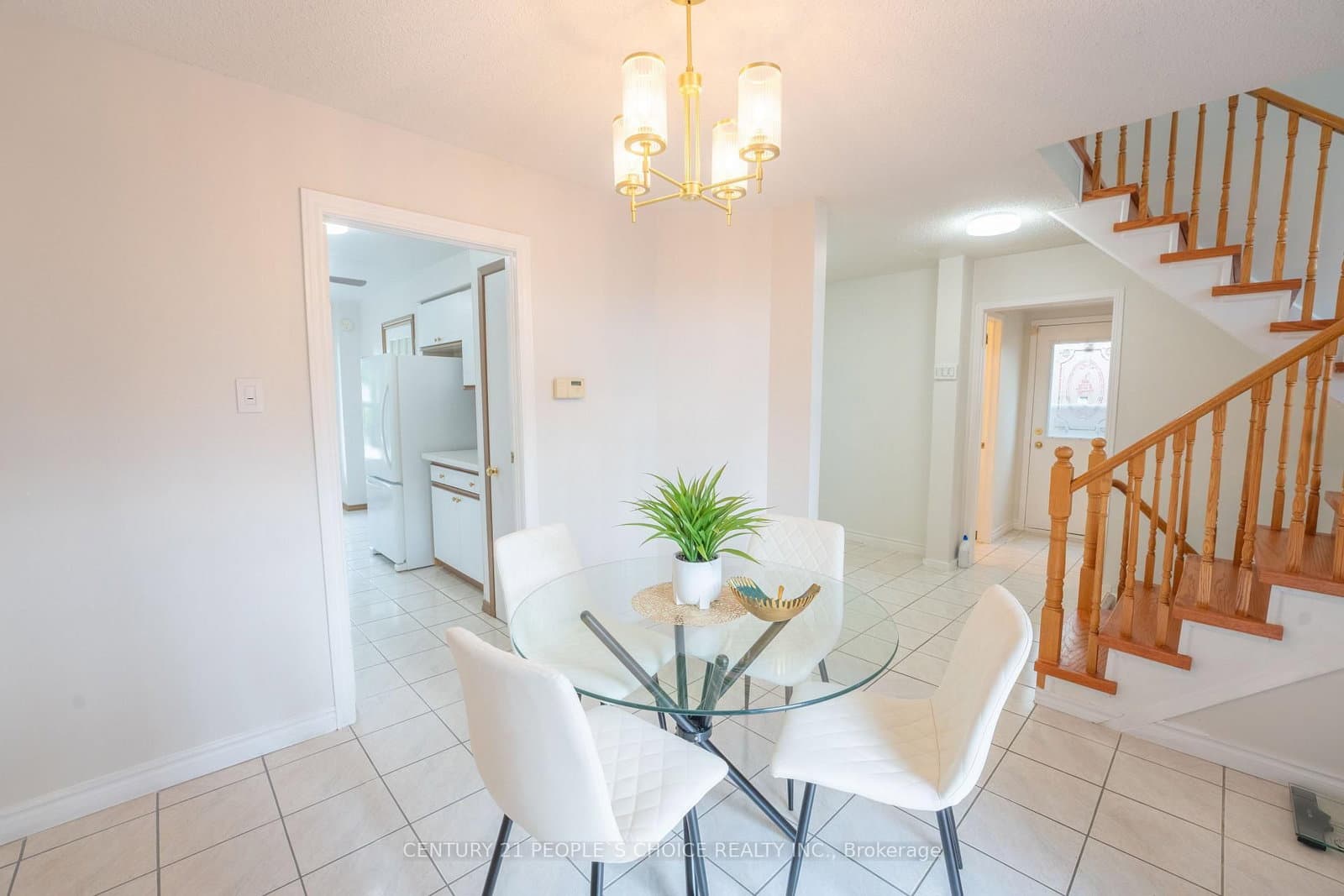 2247 Silverbirch Court thumbnail 12