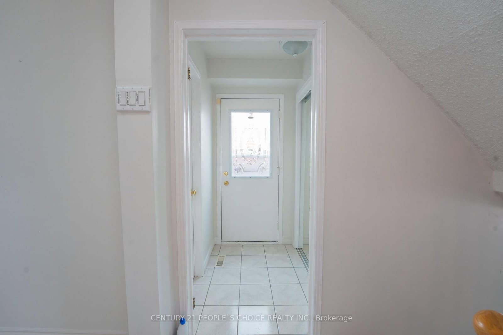 2247 Silverbirch Court thumbnail 16