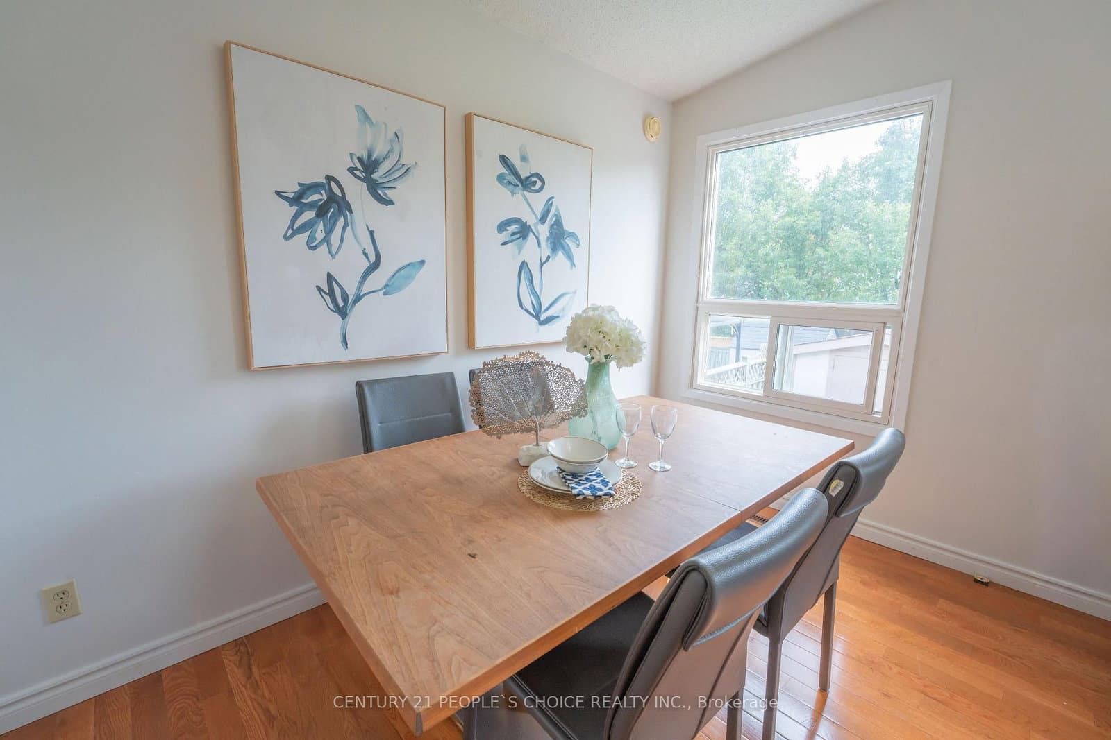 2247 Silverbirch Court thumbnail 22