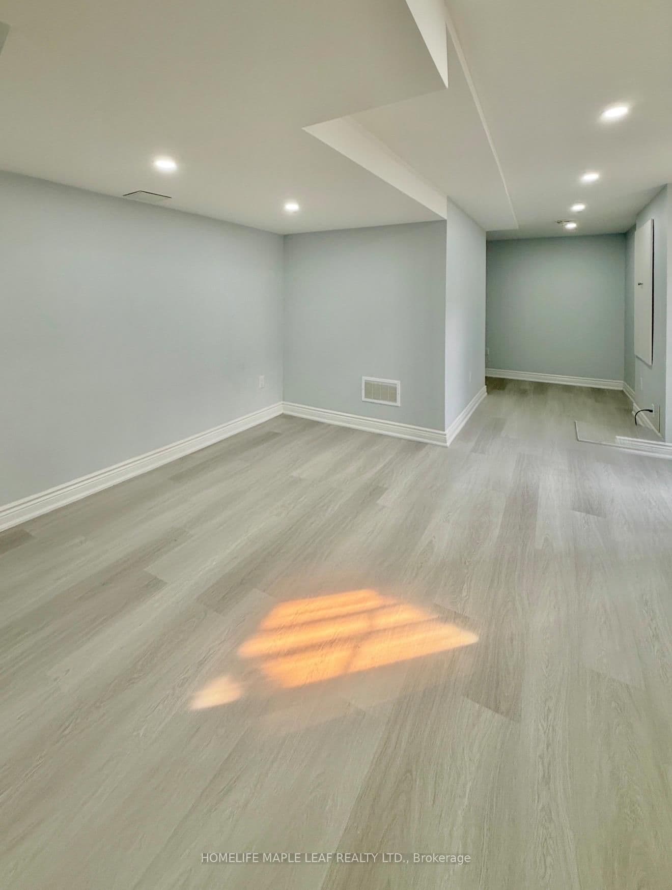 67 Dolobram Trail, Unit Basement thumbnail 5