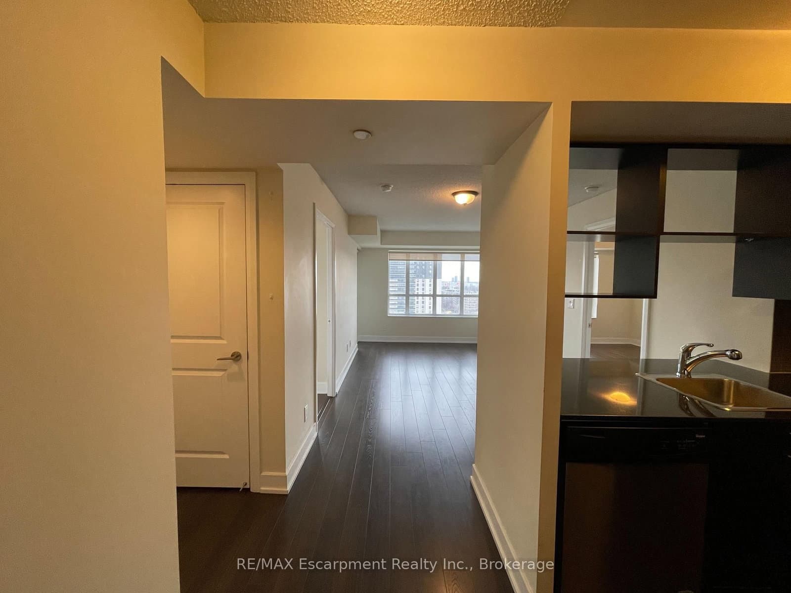 6 Eva Road, Unit 907 thumbnail 4