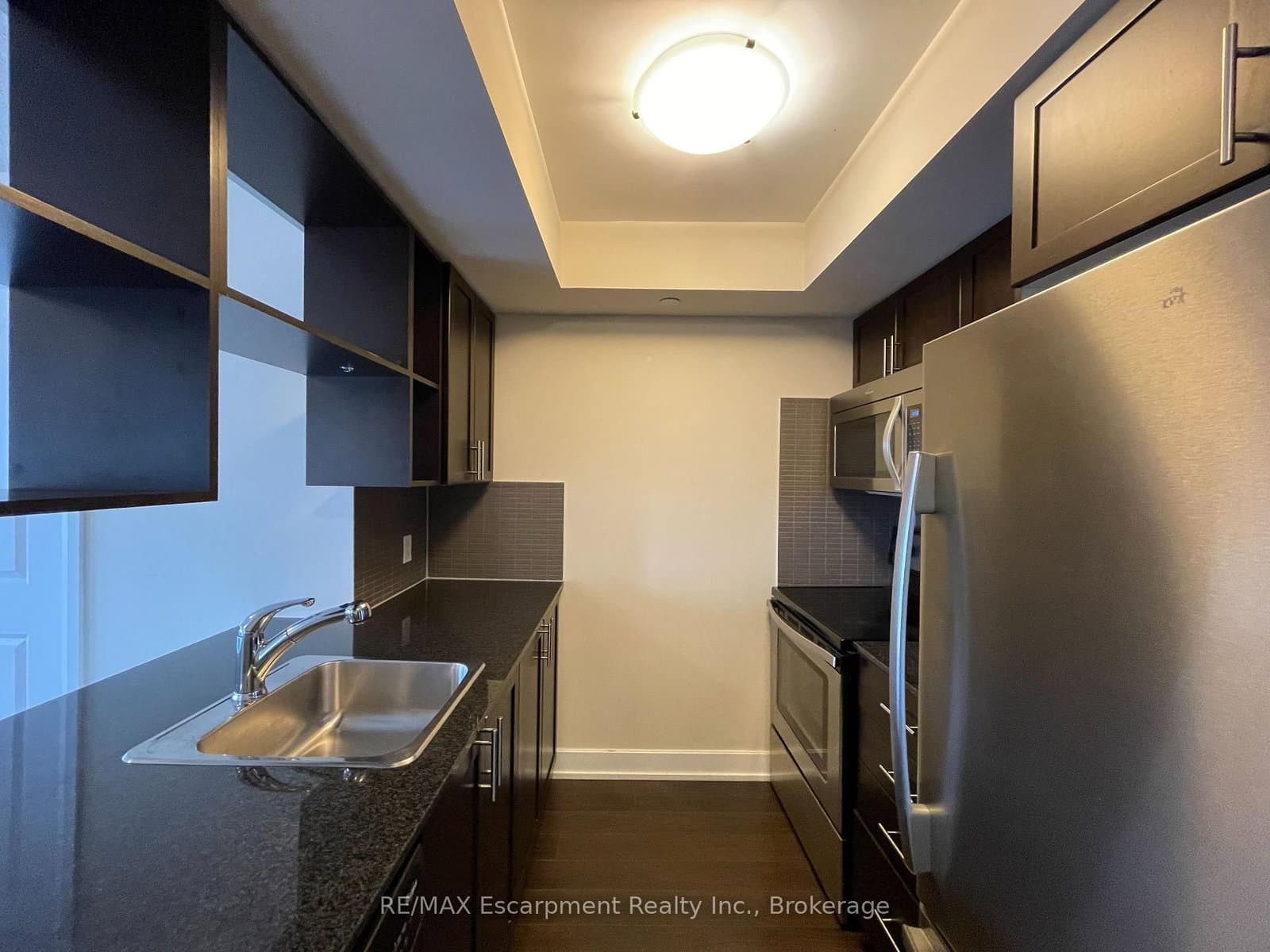 6 Eva Road, Unit 907 thumbnail 6