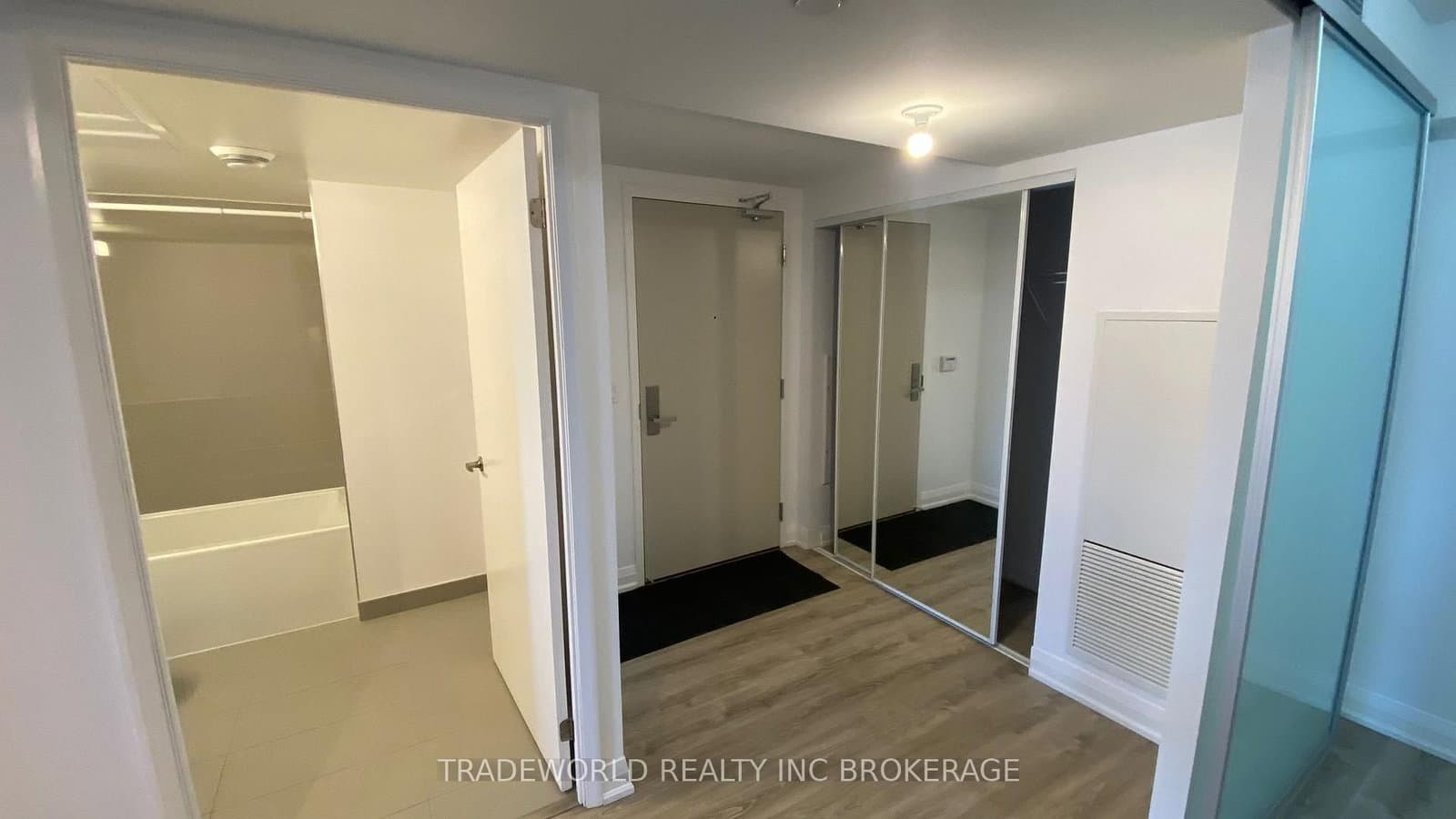 30 Gibbs Road, Unit 1201 thumbnail 16