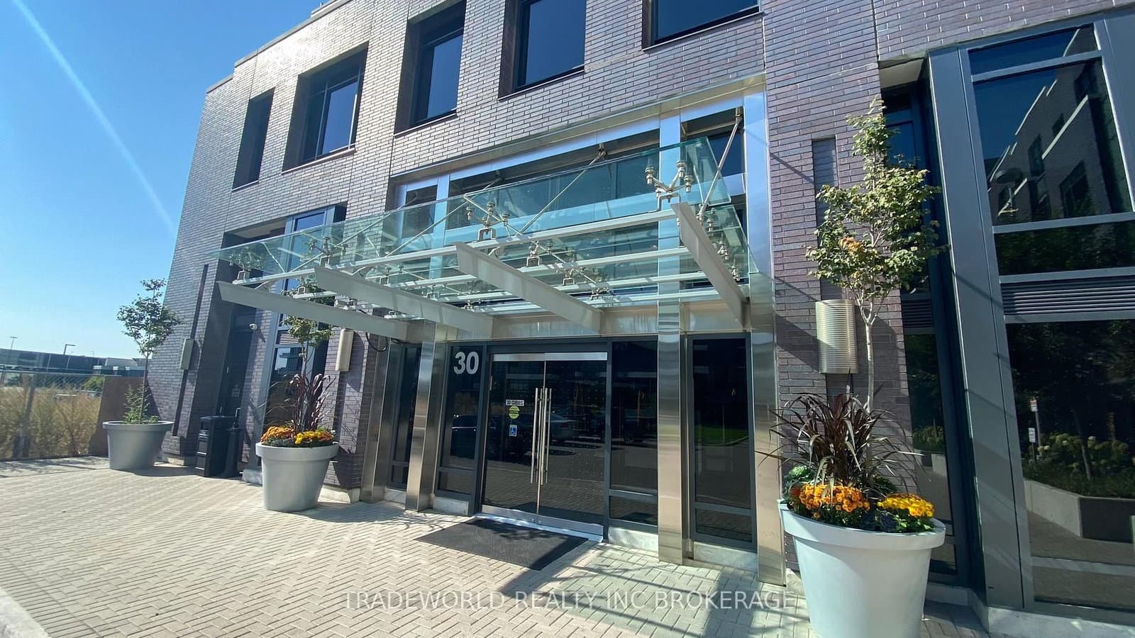 30 Gibbs Road, Unit 1201 thumbnail 2