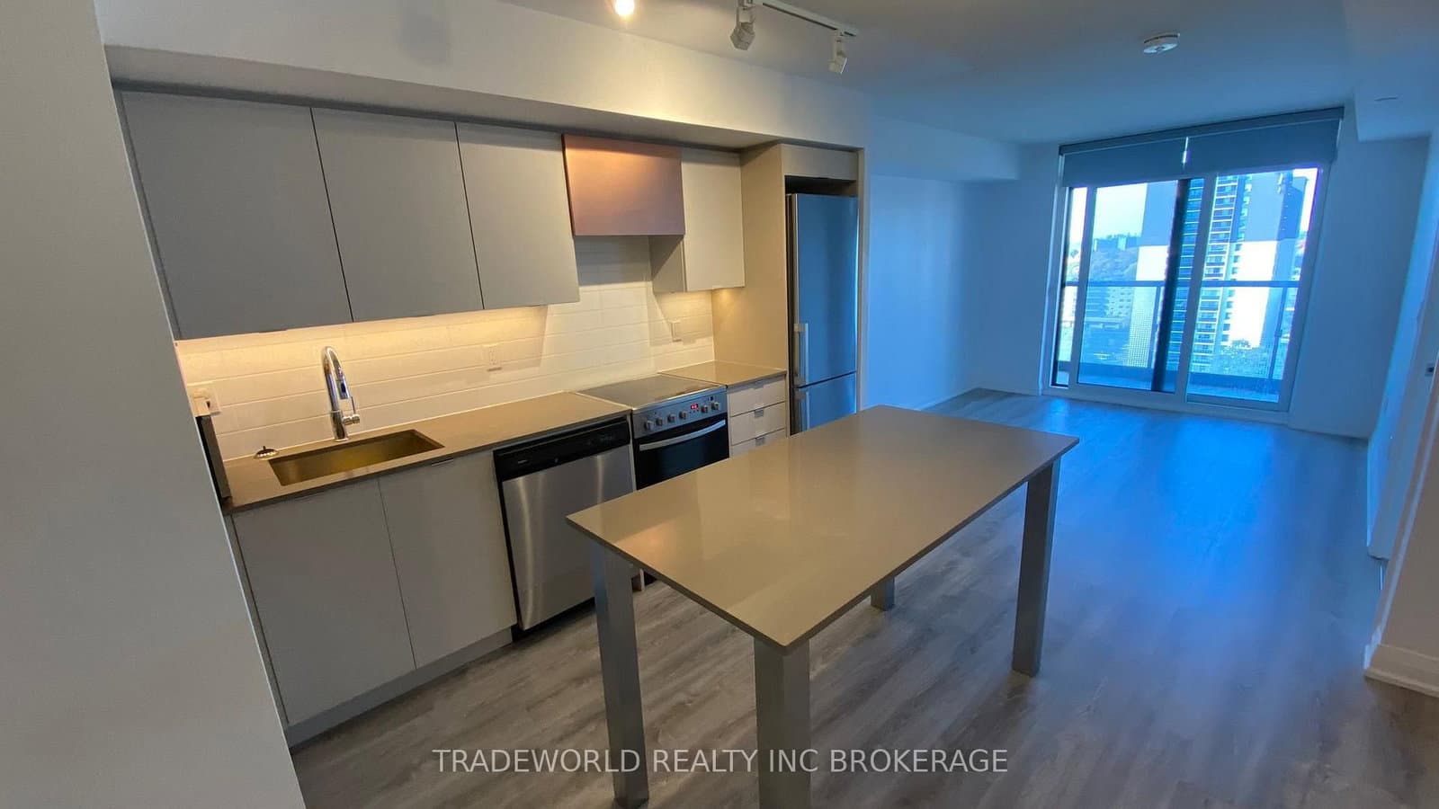 30 Gibbs Road, Unit 1201 thumbnail 6
