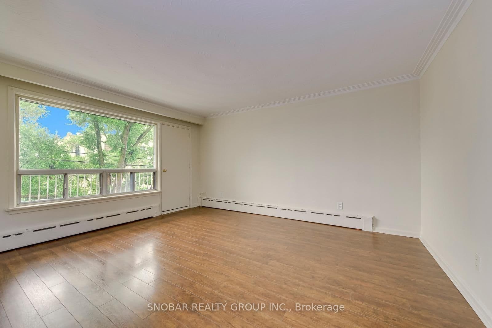 150 Portland Street, Unit #3 thumbnail 3