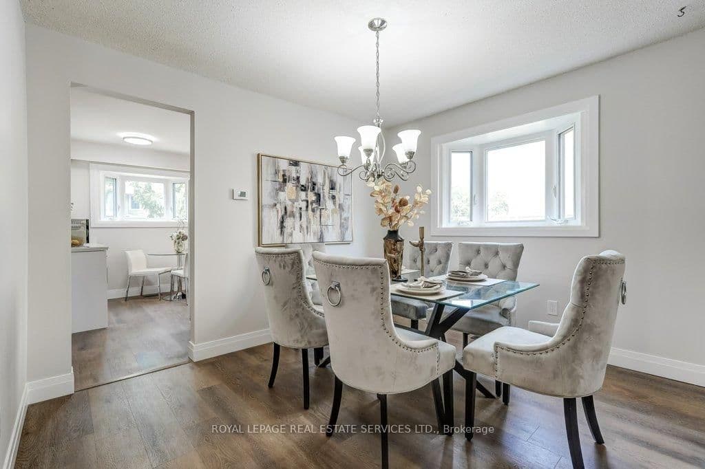 3076 Redstart Drive thumbnail 15
