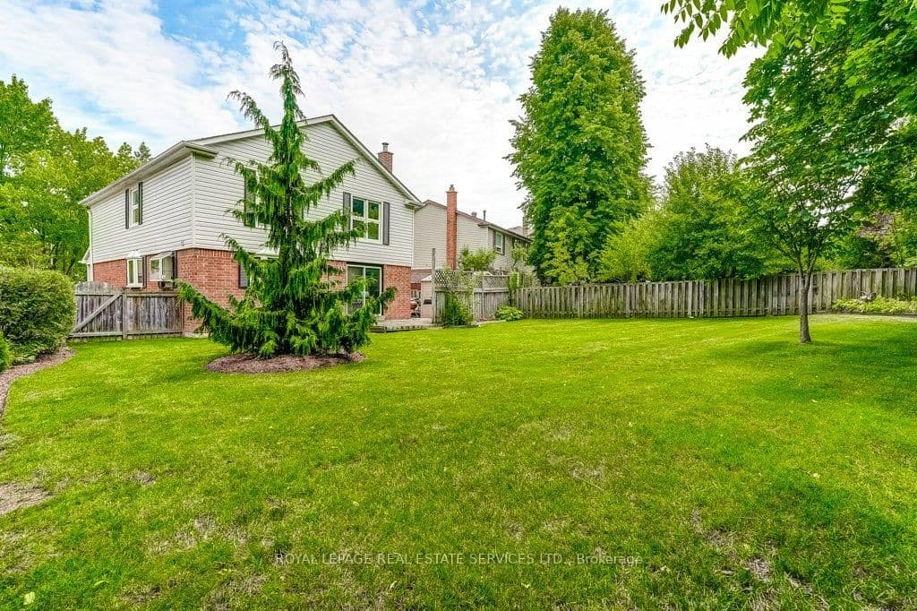 3076 Redstart Drive thumbnail 47