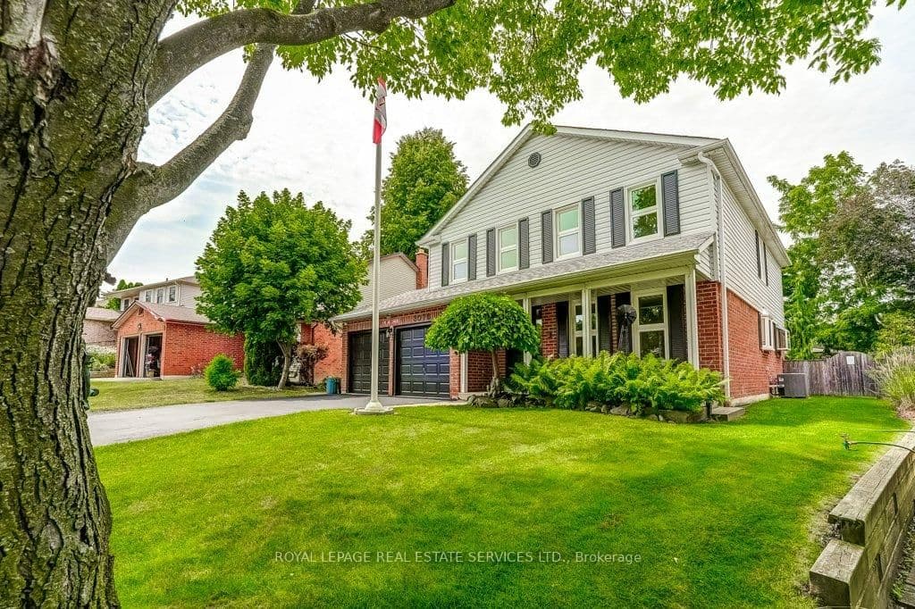 3076 Redstart Drive thumbnail 5