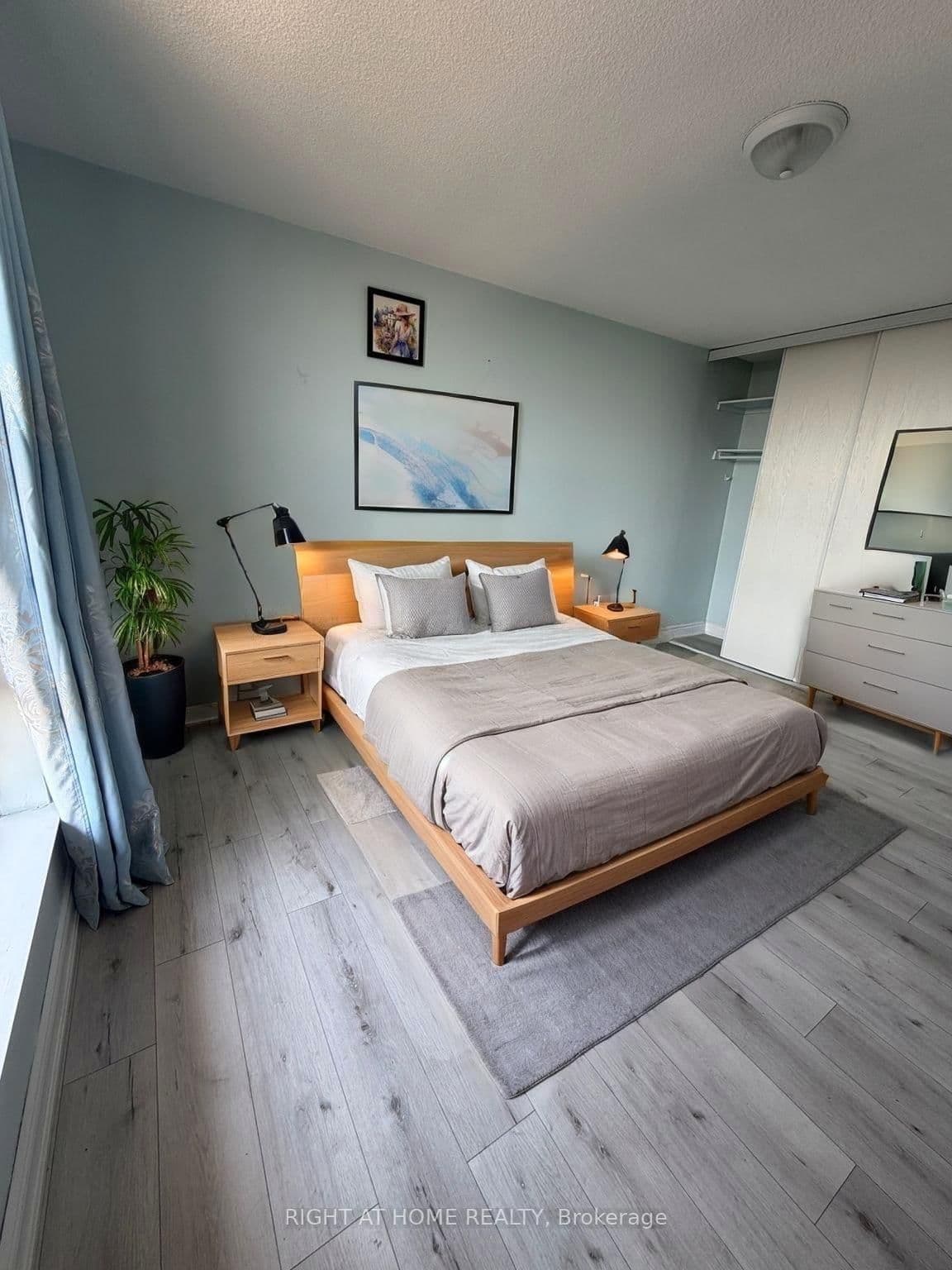 4 Kings Cross Road, Unit 2106 thumbnail 8