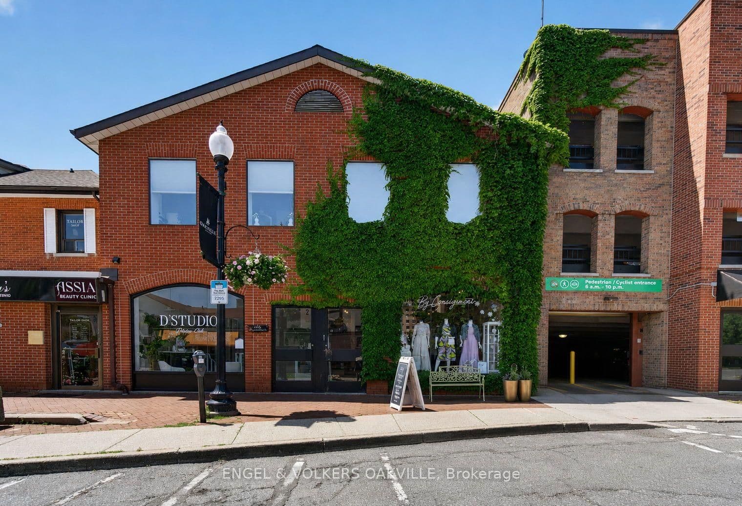 106 Reynolds Street thumbnail 4