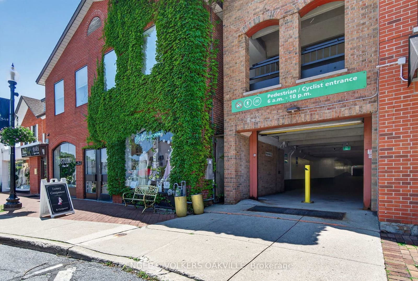106 Reynolds Street thumbnail 5