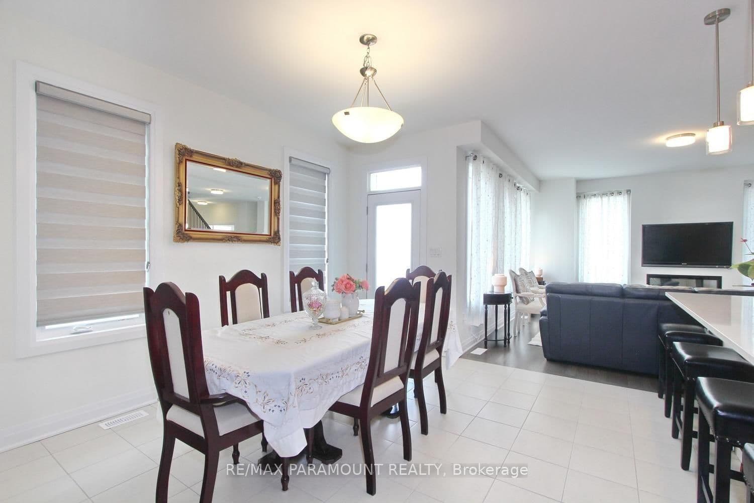 24 Kings Hill Drive thumbnail 9